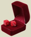 Игральные кости в футляре 10 мм Венера (кость красная, прямые)
